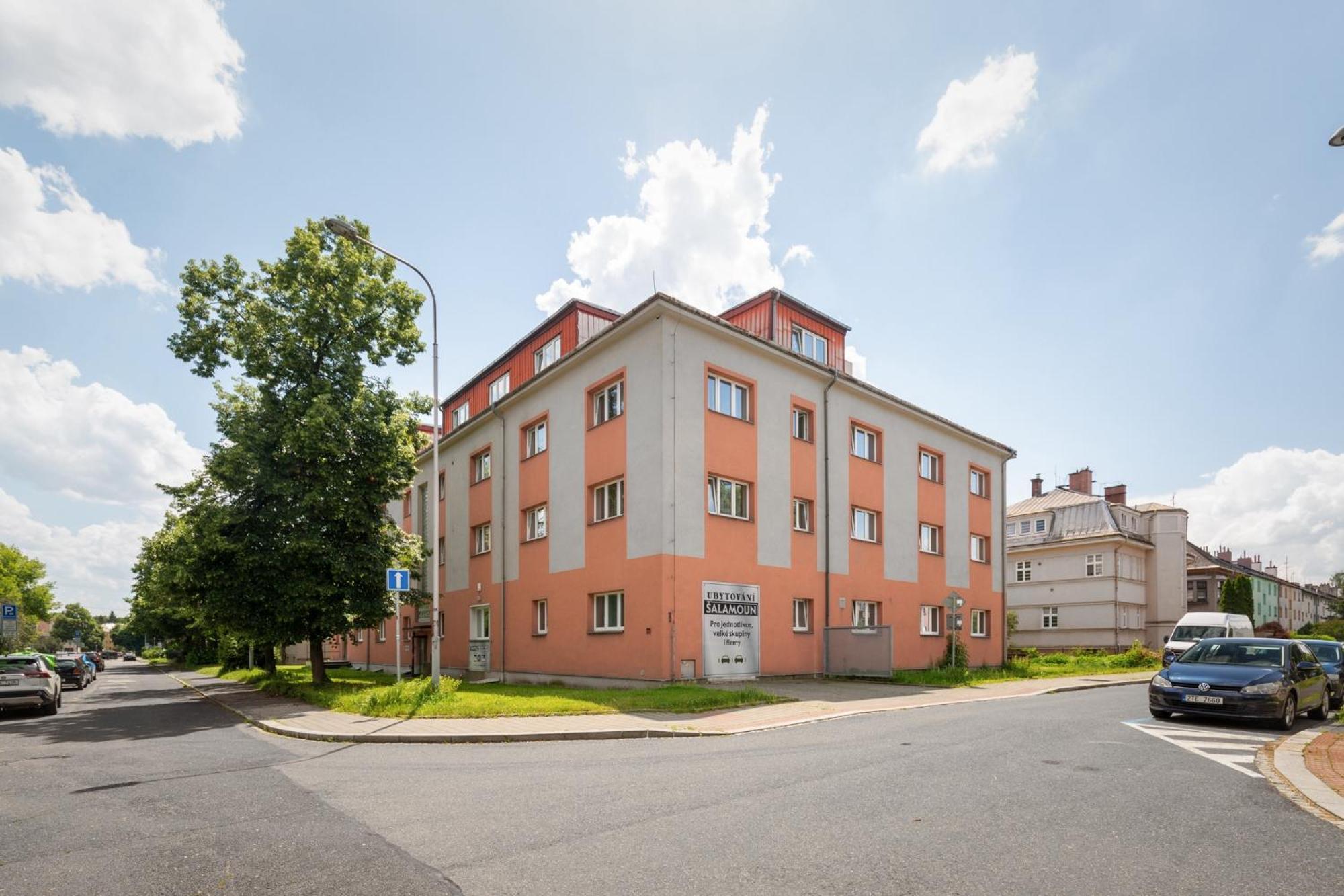 Hostel Na Salamoune Ostrava Esterno foto